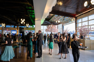 Transitioning-from-Cocktail-Hour-to-dinner-for-Big-Brothers-Big-Sisters-Gala-at-The-Lighthouse-The-Pier-Sixty-Collection